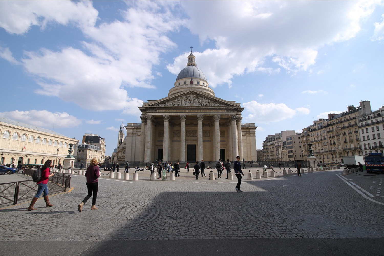 paris city center walking tour 1 Hiroshima walking tour